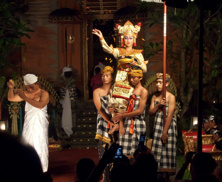 Devdan Show Treasure of the Archipelago